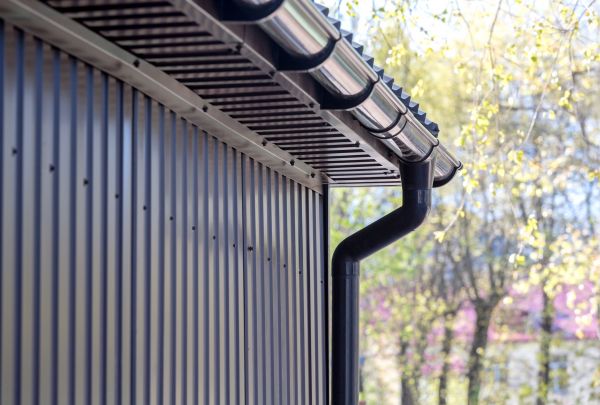 Sheet Metal Siding Repair in Wichita