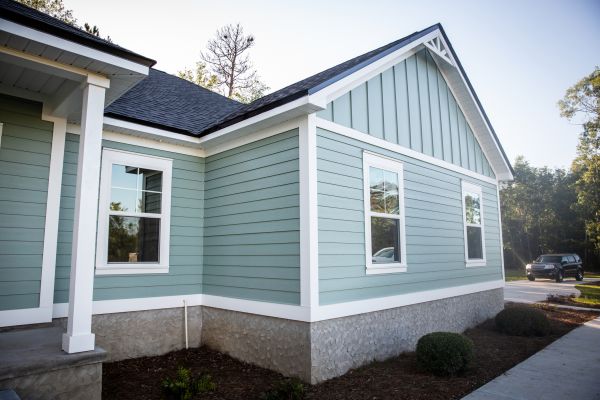 Board Siding Repair in Wichita